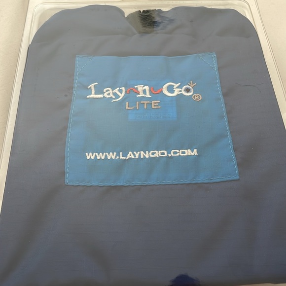 Lay-n-Go 2-in-1 Portable Drawstring Toys Storage Organizer and Play Mat - 18โ Sz - Picture 6 of 6